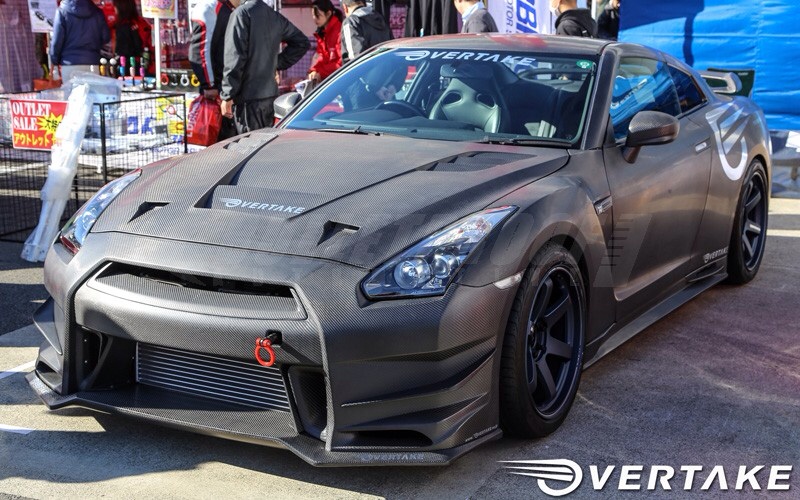 OVERTAKE DRY CARBON FRONT BUMPER KIT R35 GTR 11 PIECES
